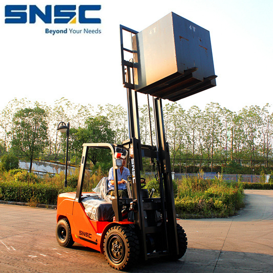 4ton Standard Fd40 Isuzu Engine Diesel Forklift Price