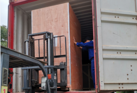 Laminated Nonwoven 0.8 Mpa Baby Diaper Making Machine With Elastic Waistband