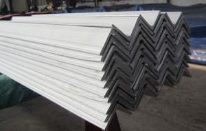 Quality ASTM A479 304 Stainless Steel Angle Bar 50x50x5 With Slit Edge for sale