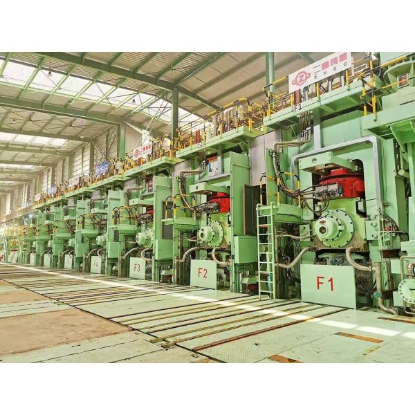 Hydraulic cylinder in industrial application