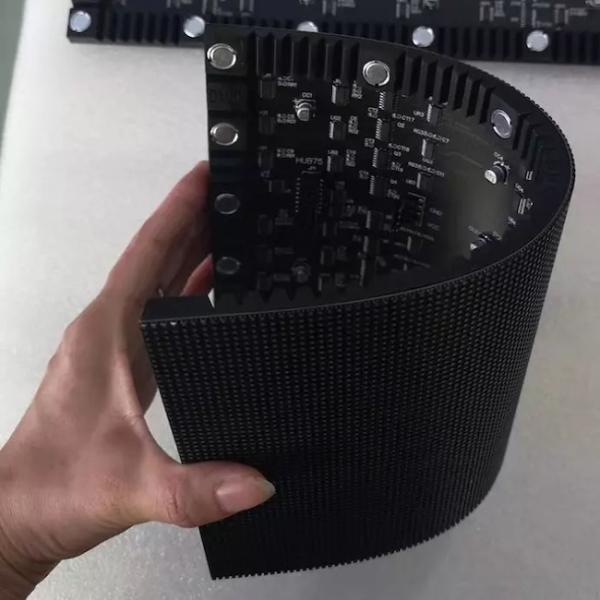 320x160mm Curved Flexible Modular LED Display Panels Indoor P4