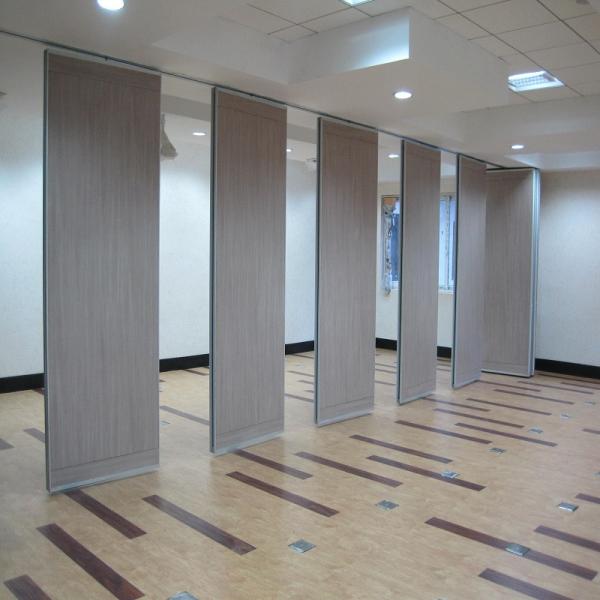 Classroom Movable Partitions Aluminium Folding Doors With Natural Timber Decorative Panel