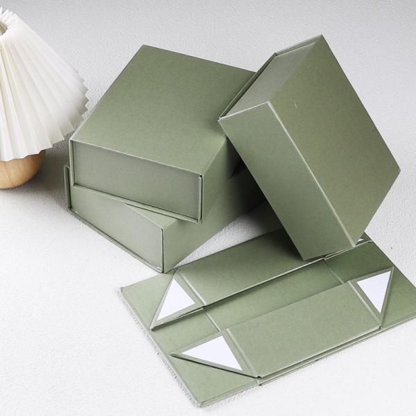 Book Type Magnetic Clousre Paper Packaging Gift Box With Ribbon Custom Logo Printed
