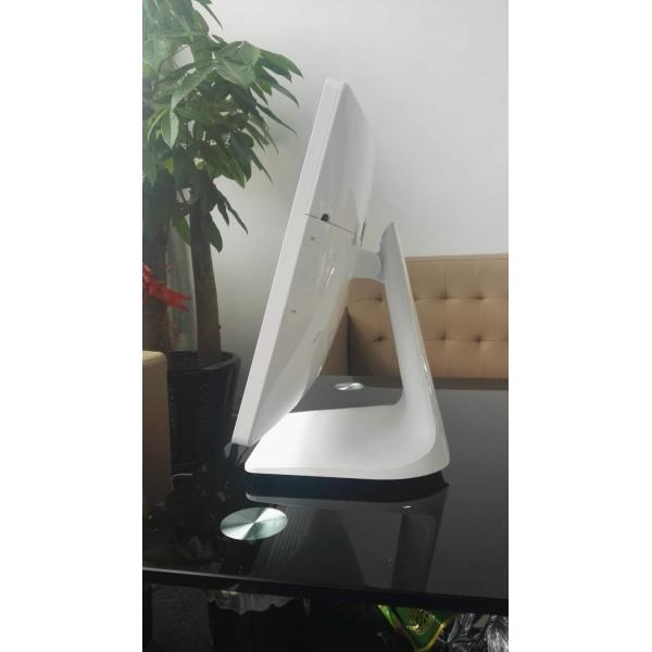 Enhance Your Business Operations with Our 1024x768 Resolution POS Touch Cash Register