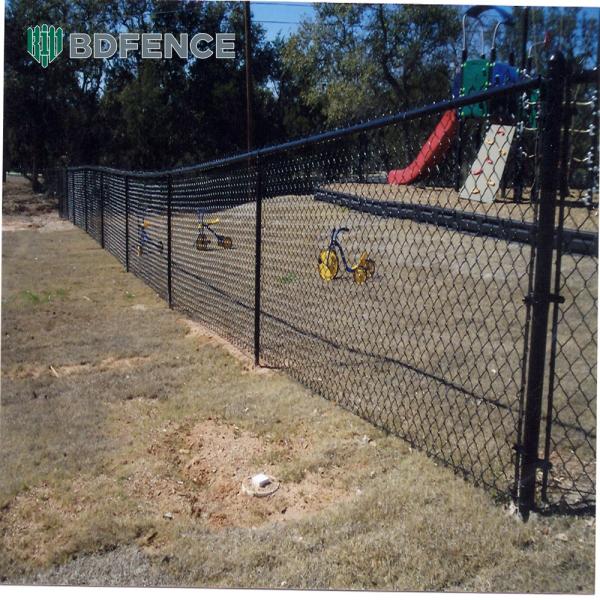 Sports Field 48 Inch Chain Link Fence With Ball-Stop Netting