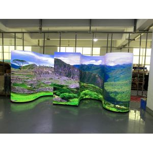 P2 P3 P4 LED Display Screen Indoor / Outdoor Seamless L Shape 90 Degree For