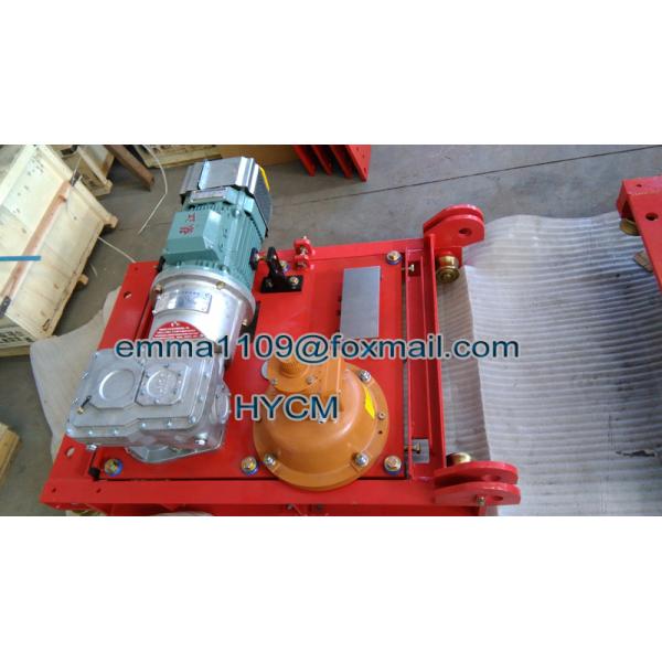 Mini 500kg Load Single Cage Building Well Elevator for Shift 650*200 Mast Section