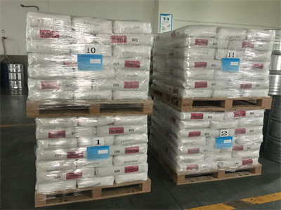 White Transformer Raw Material Quartz Silica Sand On Epoxy Resin And Hardener