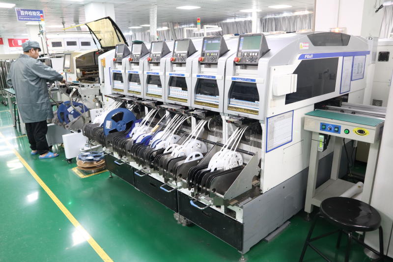 Precision Low Quantity PCB Manufacturer 12 Lines SMT PCBA Assembly