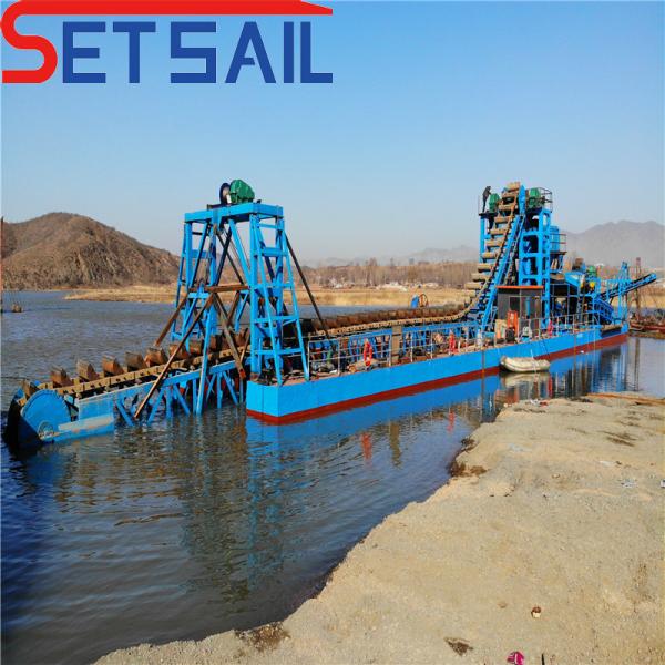 High Capacity Chain Bucket Gold and Diamond Dredger