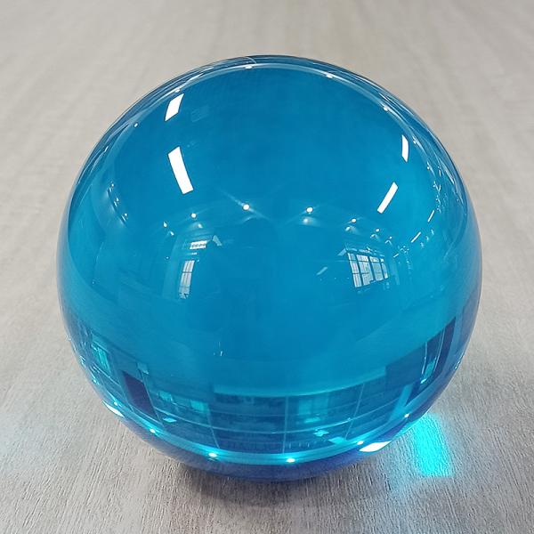 China source manufacturer of epoxy resin ball custom ball crafts inside clear resin ball supplier