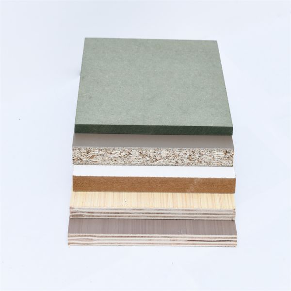 Indoor E0 Red MDF Board 18mm Fire Retardant MDF With HPL Laminate