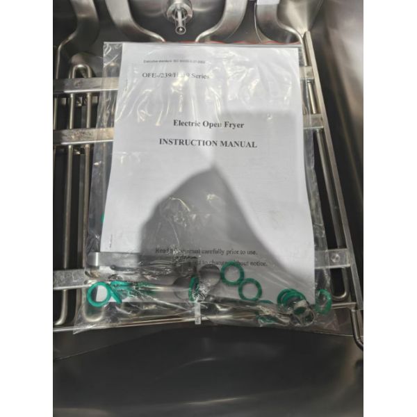 Electric Two Pots 3 Baskets Touchscreen Panel With Oil Filter System Fryer