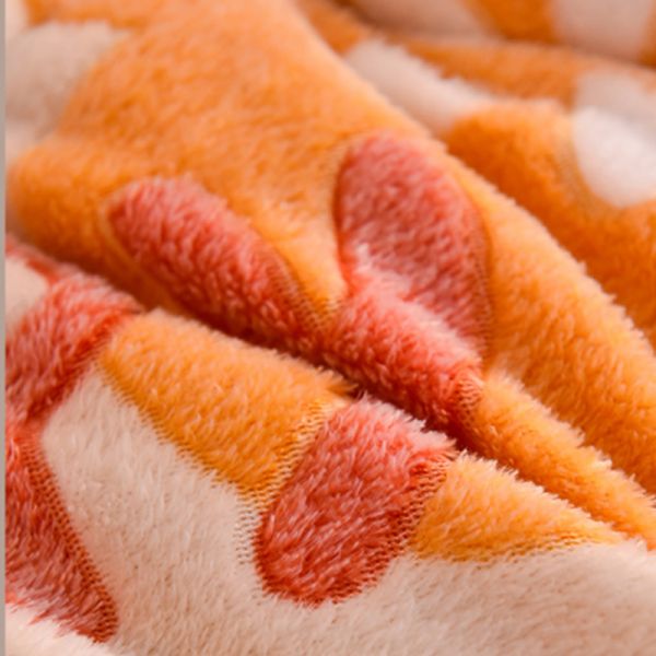 Stay Warm and Luxurious with Our Ready Stock Velvet Embroidered Heavy Quilt