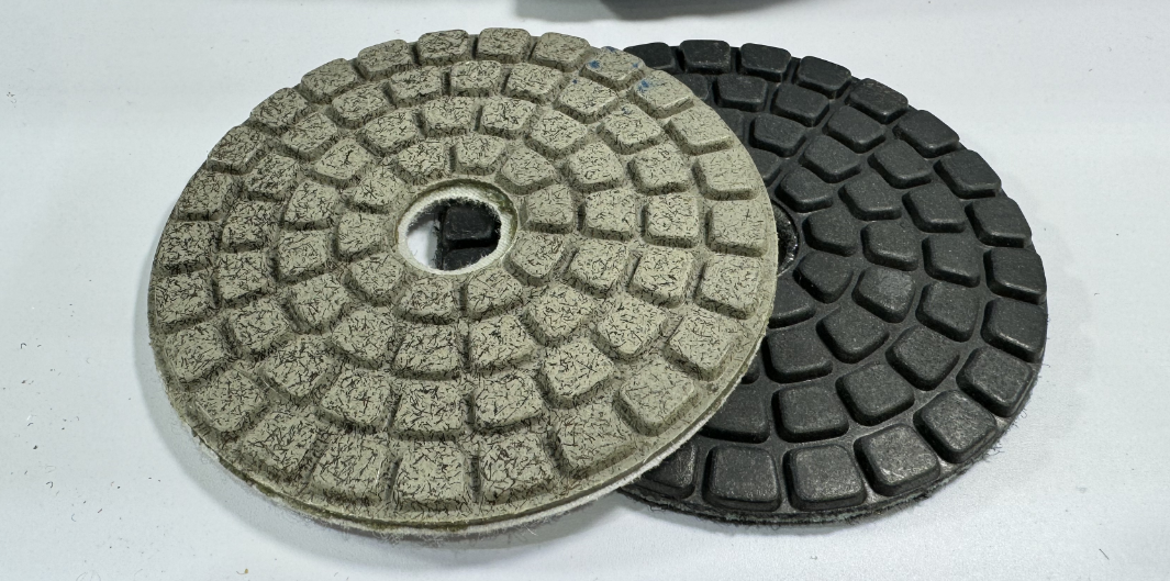 Black / White Buff Diamond Wet Polishing Pad Dia 100mm 125mm For Stone