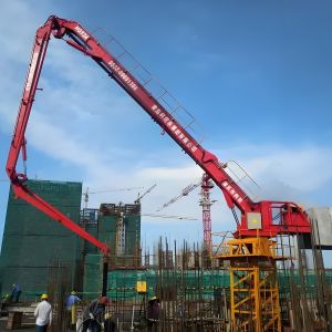 32M Spider Concrete Placement Boom For Construction Engineering