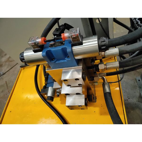 160 Ton Four Column Hydraulic Press Machine For Machine Tool Assembly