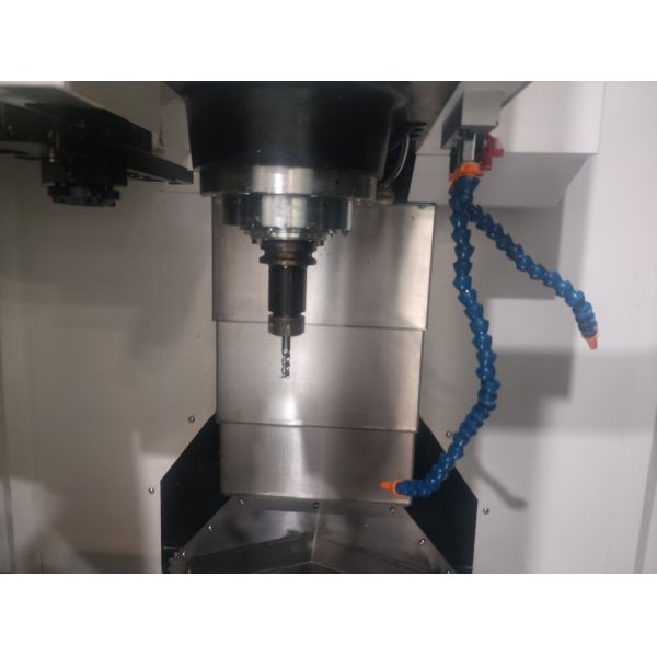 15kw 8000rpm Vertical Milling Center HV13
