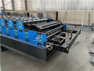 ISO9001 Customized Roll Forming Machine Parts Feeding Table Control Box