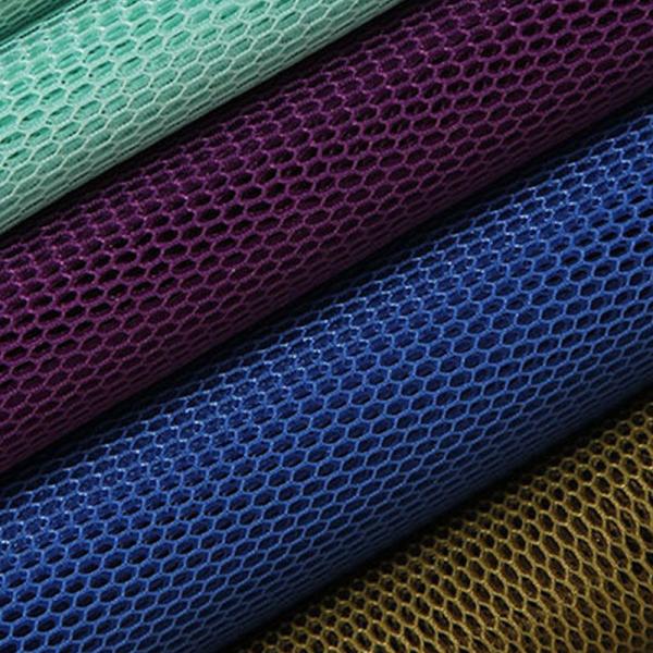 Memory 4mm 3D Mesh Material Polyester Mesh Fabric Highly Breathable