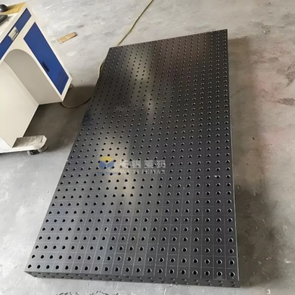 Professional D16 3D Nitriding Welding Table with Modular Fixturing System