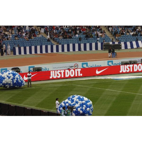 Stadium Perimeter P10 Outdoor Full Color LED Display High Brightness / High Resolution