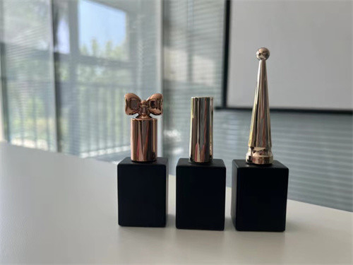 Beautiful Square Custom Made Nail Polish Bottles 10ml 12ml 15ml Glass