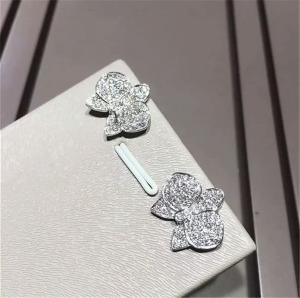 Quality C orchid Earrings 18K white gold, each with 27 diamonds.Carving delicate petals with precious materials for sale