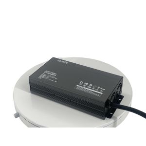 LFP 29.2V 25A RV Lithium Battery Intelligent Fan Control IP20 Protection