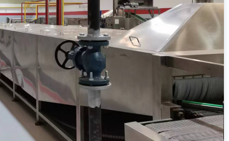 Continuous Tunnel Pasteurizing Equipment,100-1000cans/min For Psteurizing Canned Food