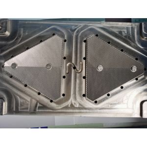 Quality 0.01mm Precision Mould Service Auto Lamp Mould Polishing OEM/ODM for sale