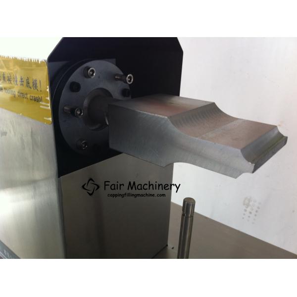 PLC 50Hz Cosmetic Tube Sealer , 4.5Kw Ultrasonic Plastic Tube Sealing Machine