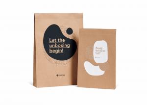 Quality Biodegradable 180g Brown Kraft Paper Envelope Bag 3D Mock Up With Sticker for sale