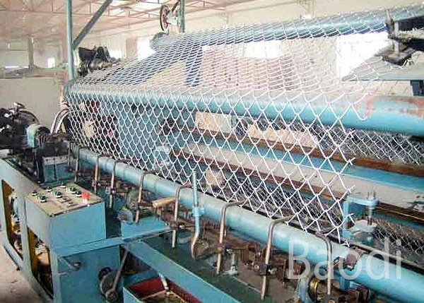 Electro Galvanized Chain Wire Fencing With Post , High Chain Link Fence Fabric