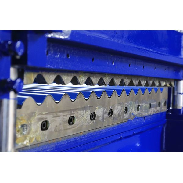 8 Tons Corrugated Panel Roll Forming Machine With Taiwan Quality
