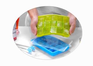 Quality Square Shaped Silicone Ice Cube Molds Color Customized Easy Clean For Make Ice for sale