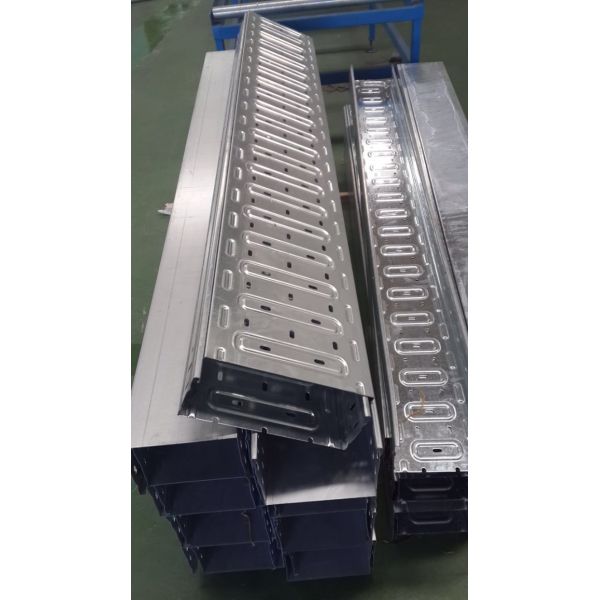 Hydraulic Punching Cable Tray Roll Forming Machine , Rolling Form Machine Cr12mov