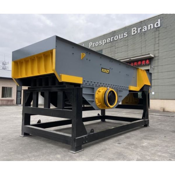 18.5kw Rock Vibrating Feeder Max Feed Size 500mm Reliable Performance