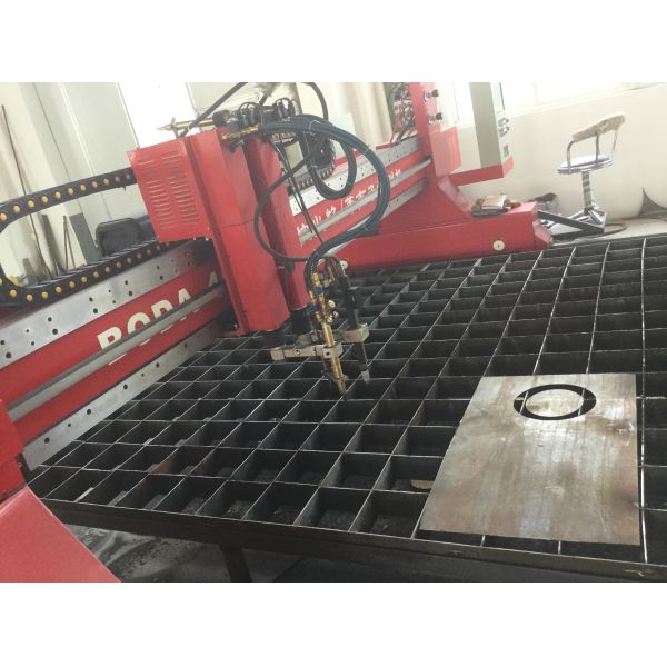 Vibrating Sieve PVC Scrap Grinder Machine , High Speed Grinding Pulverizer Machine