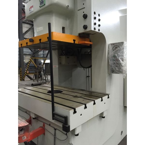 Stable Precision Mechanical Press Machine JP80 C Type Fixed Tale