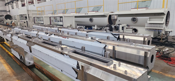 Reinforced PVC Pipe Production Line PVC Pipe Extrusion Machine SGS