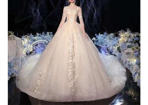 China Comfortable Elegant Lady Wedding Dress / Long Tail Lace Bridal Gown on sale