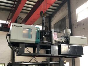 Quality 530T Auto Injection Molding Machine 10-15 Cartoon/Min For Make Small Chair for sale