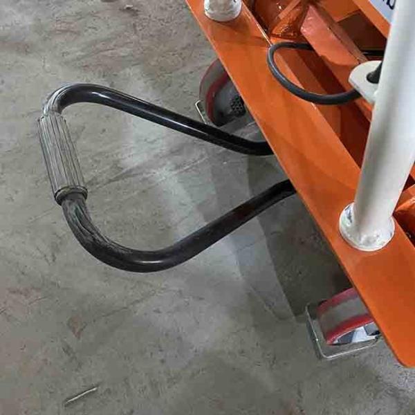 Mobile Portable Scissor Lift Tables Hydraulic 250kg Max Height 35.83in