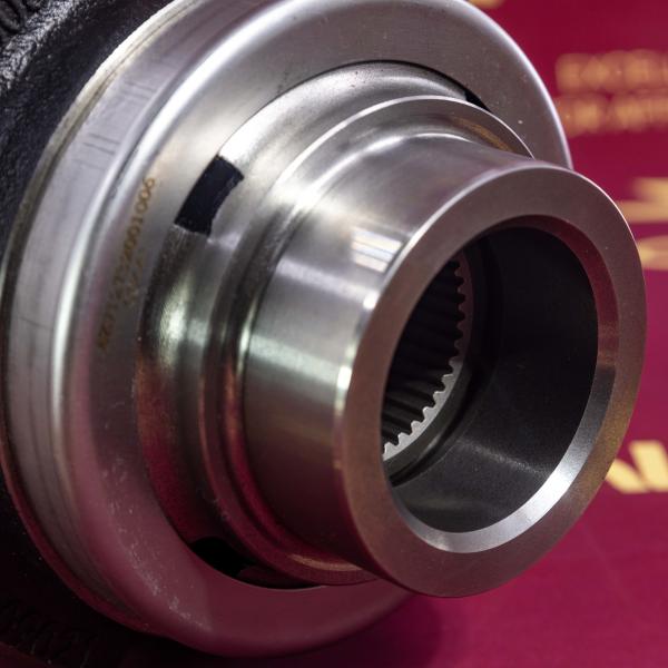 Rustproof Rear Differential Assembly AZ712732001126 For SINOTRUK HOWO Sitrak MCX16