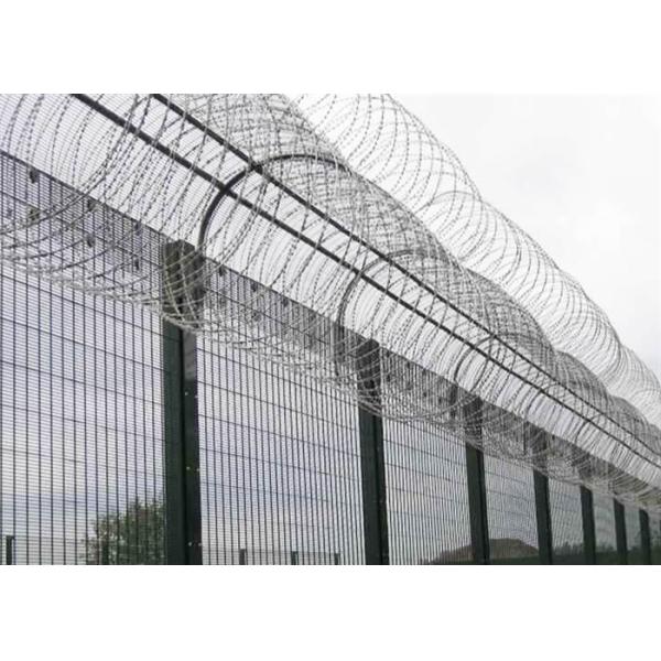 12.7x76.2mm Mesh Hole 358 Welded Mesh Security Fence For Airport / Walkway
