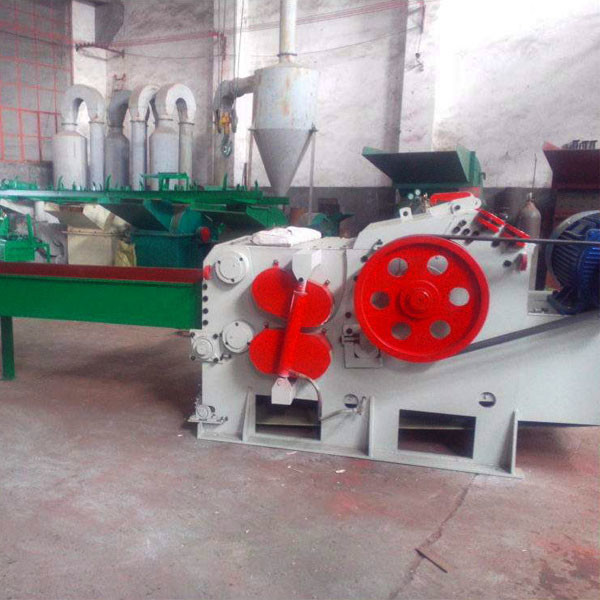 Automatic Crushing System Drum Wood Chips Making Machine