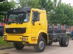 HOWO 4x4 Manual Prime Mover Truck All Wheel Drive With 7100kg Payload , Off Road
