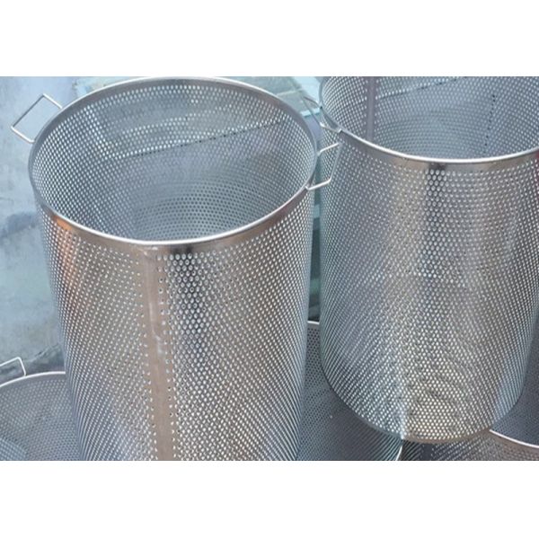 304 Perforated Stainless Steel Mesh / Filter Wire Mesh Cylindrical 5mm Hole