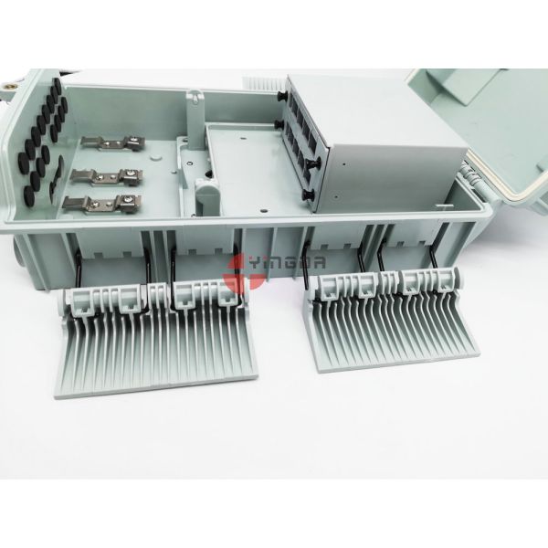 16 Outputs Fiber Optic Splitter Box With LGX Module Splitter Outdoor Waterproof